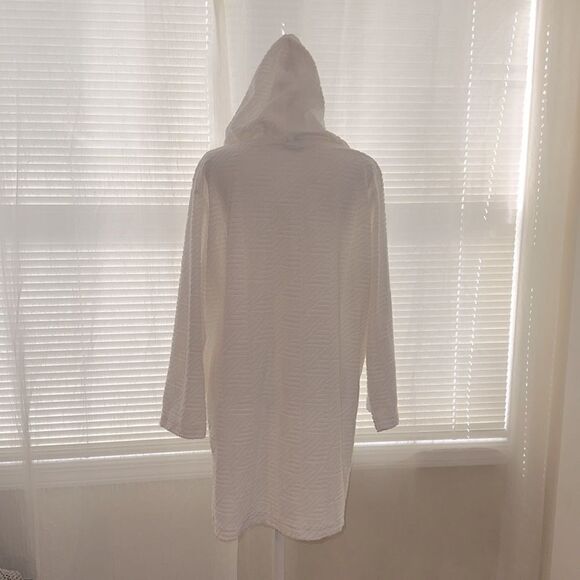 Dotti M White Terrycloth Textured Full Zip Hooded Robe Swim Coverup - Picture 5 of 14